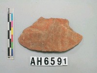 藏品(紅褐色細砂陶片)的圖片